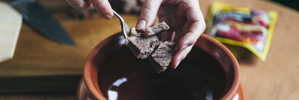 борщ в горшочке