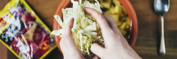 борщ в горшочке