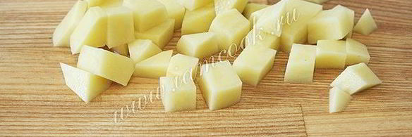 холодный зеленый борщ с огурцами