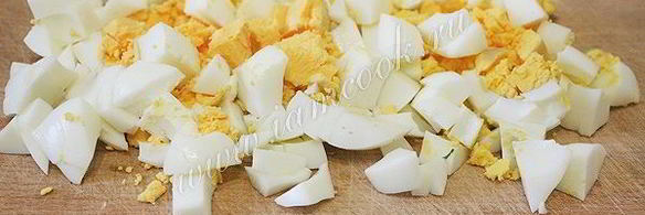 холодный зеленый борщ с огурцами