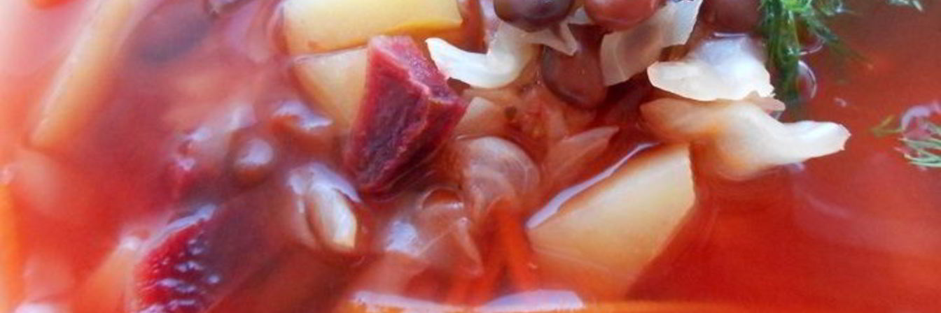 Красный борщ с фасолью