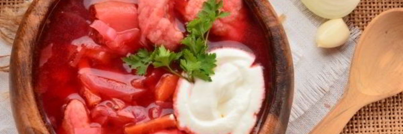 Украинский борщ с галушками