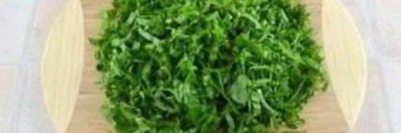 зеленый борщ с курицей