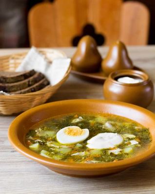 Зеленый борщ