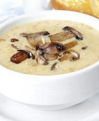 Грибной суп с сыром на курином бульоне