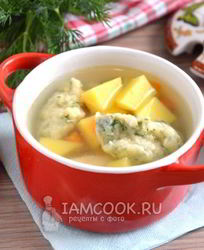 Суп с клецками на курином бульоне