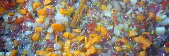 чили кон карне с хрустящей фасолью