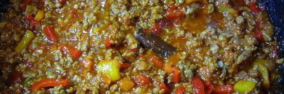 чили кон карне с хрустящей фасолью