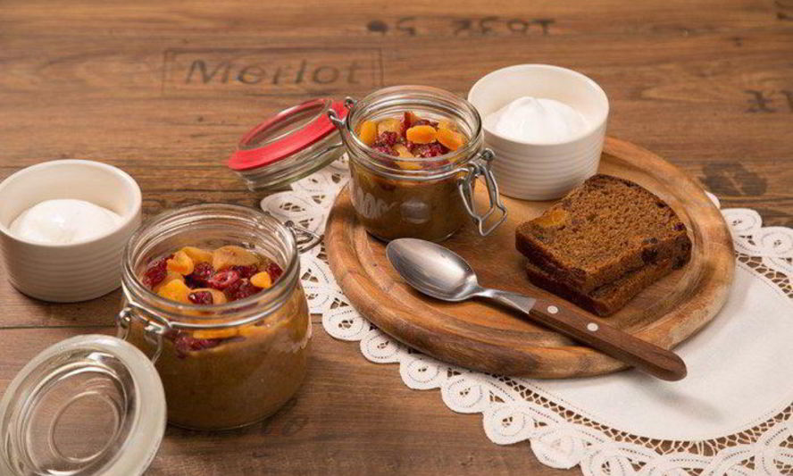 Рецепт десертного хлебного супа с кремом