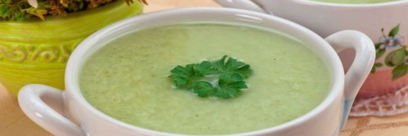 Диетический крем-суп из брокколи