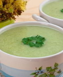 Диетический крем-суп из брокколи