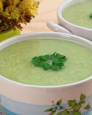 Диетический крем-суп из брокколи