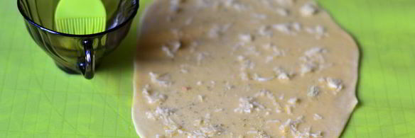 гороховый суп с чесночными рулетиками