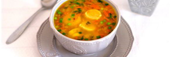 гороховый суп с чесночными рулетиками