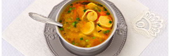 гороховый суп с чесночными рулетиками