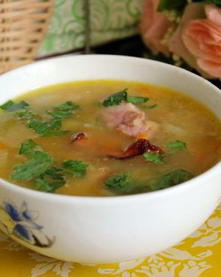 Гороховый суп с копченостями