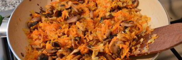 гречневый суп с грибами и картофельными клецками