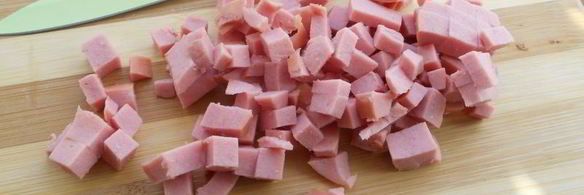 картофельный суп с гречкой и сардельками