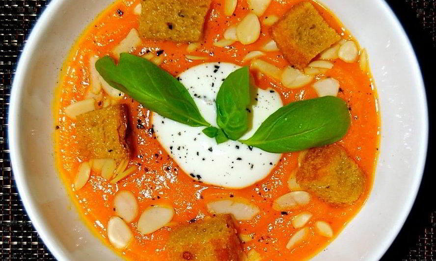 Рецепт хрустящего супа из тыквы с сухариками