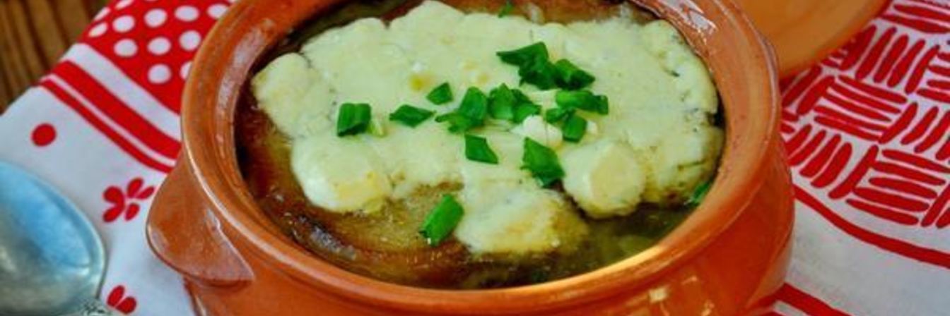Луковый суп по-болгарски