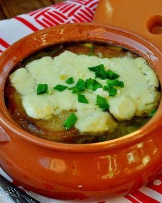 Луковый суп по-болгарски