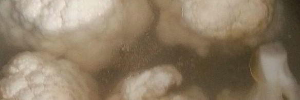 нутовый суп с запеченной сосиской