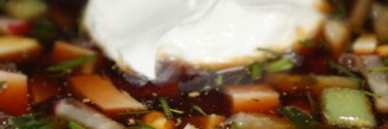 Окрошка на квасе с докторской колбасой