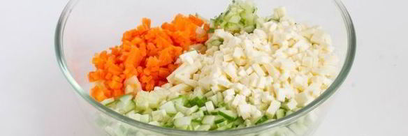 окрошка с адыгейским сыром и морковью