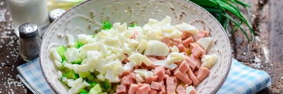 окрошка с колбасой на воде