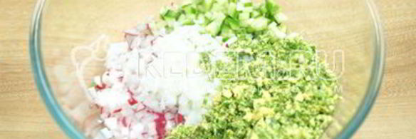 окрошка с курицей на квасе