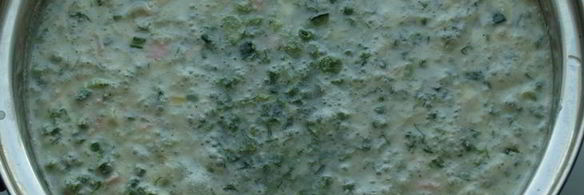 окрошка в ледяной тарелке на сыворотке с редькой