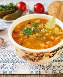 Постный рассольник с перловкой