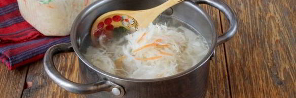 щи из квашеной капусты со свининой