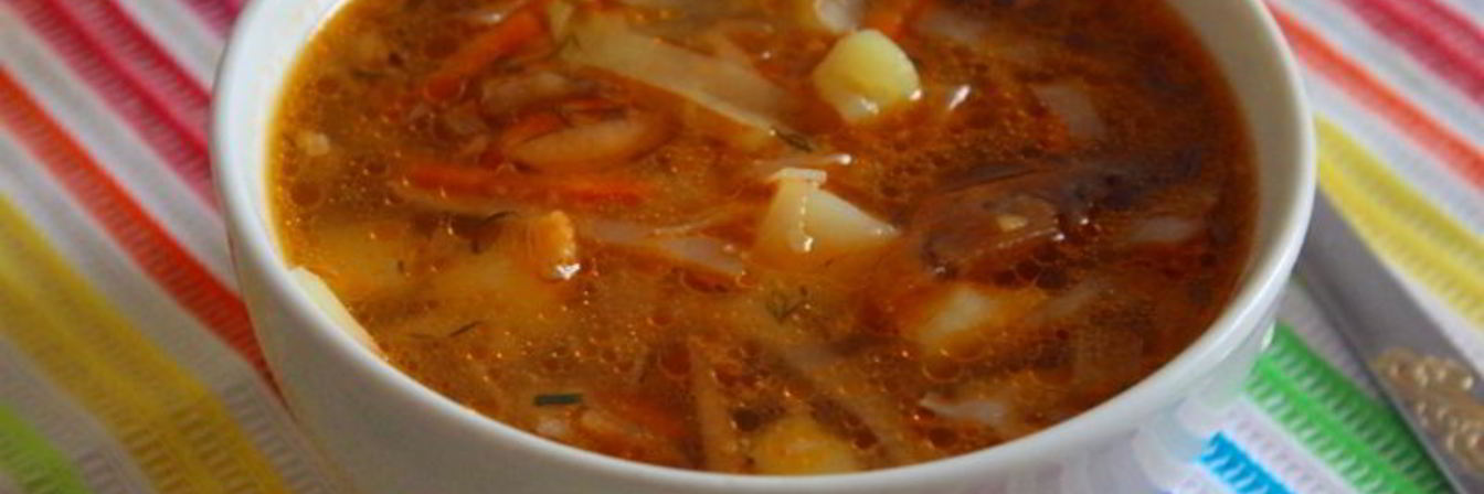 Щи из свежей капусты с баклажанами