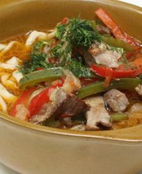 Солянка с говядиной и сладким перцем