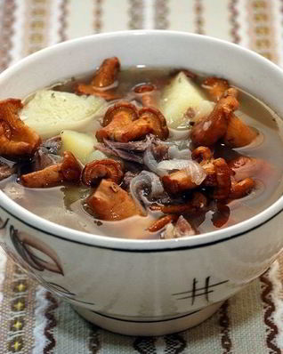 Суп из грибов лисичек