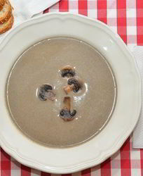 Суп из шампиньонов со сливками