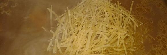 суп из утки с белыми грибами