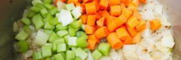 гороховый суп-пюре с сухариками