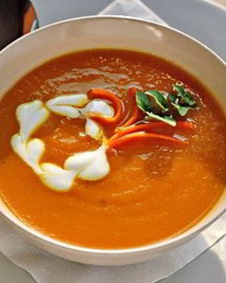 Морковный суп-пюре с имбирем и карри