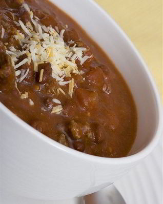 Мясной суп-пюре с яблоками и помидорами