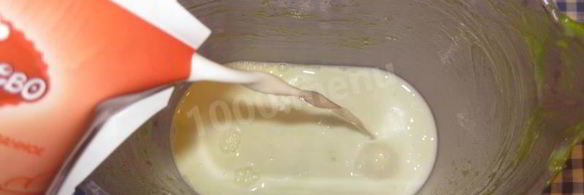 простой суп пюре из зеленого горошка с желтками