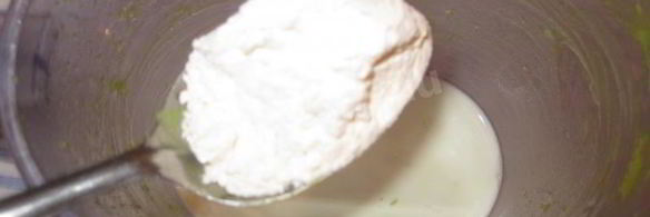 простой суп пюре из зеленого горошка с желтками