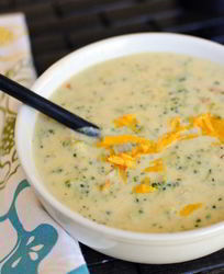 Суп-пюре из брокколи и сливок с сыром