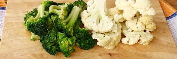 суп-пюре из брокколи и цветной капусты