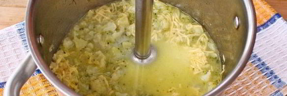 суп-пюре из брокколи и цветной капусты