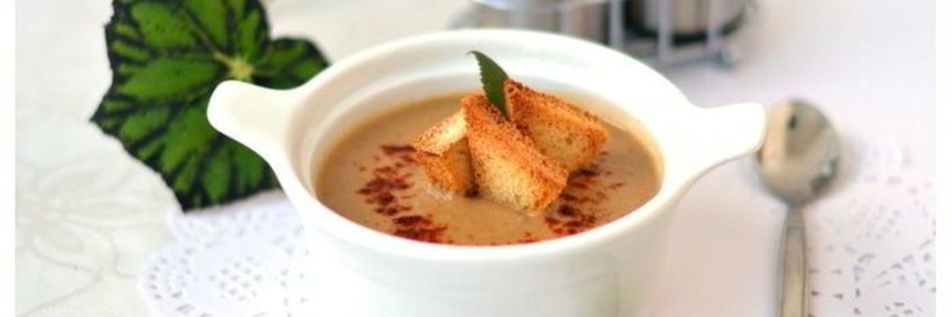 Суп-пюре из чечевицы и золотистых овощей