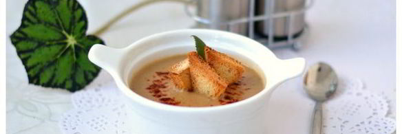 суп-пюре из чечевицы и золотистых овощей