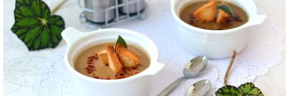 суп-пюре из чечевицы и золотистых овощей