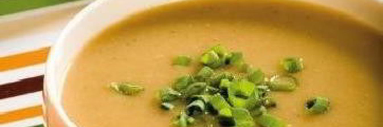 Суп-пюре из картофеля с грибами и зеленым луком